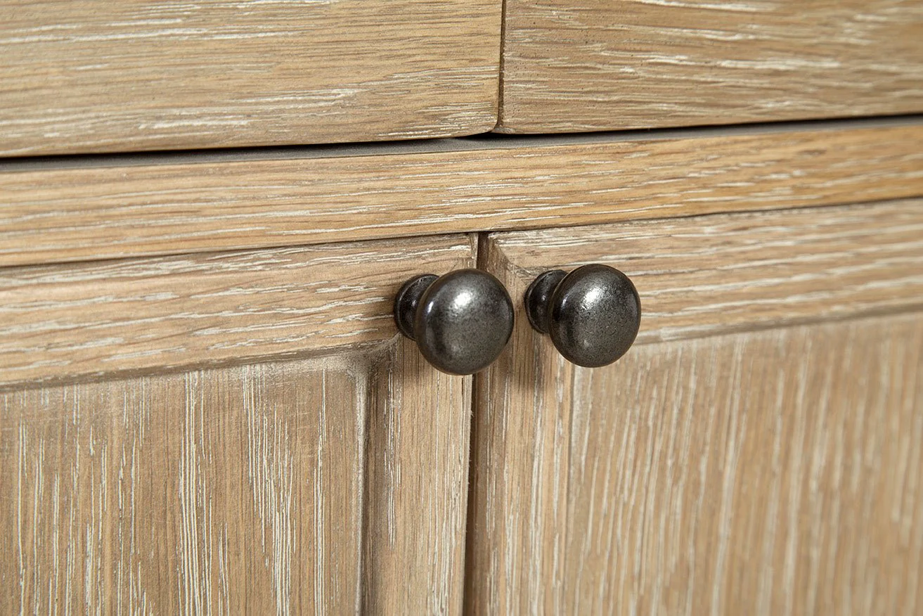 Altona Oak Sideboard - Image 9