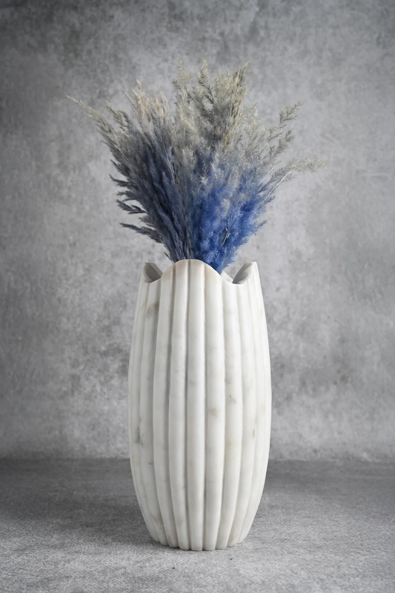 Avelis Marble Vase - Image 3