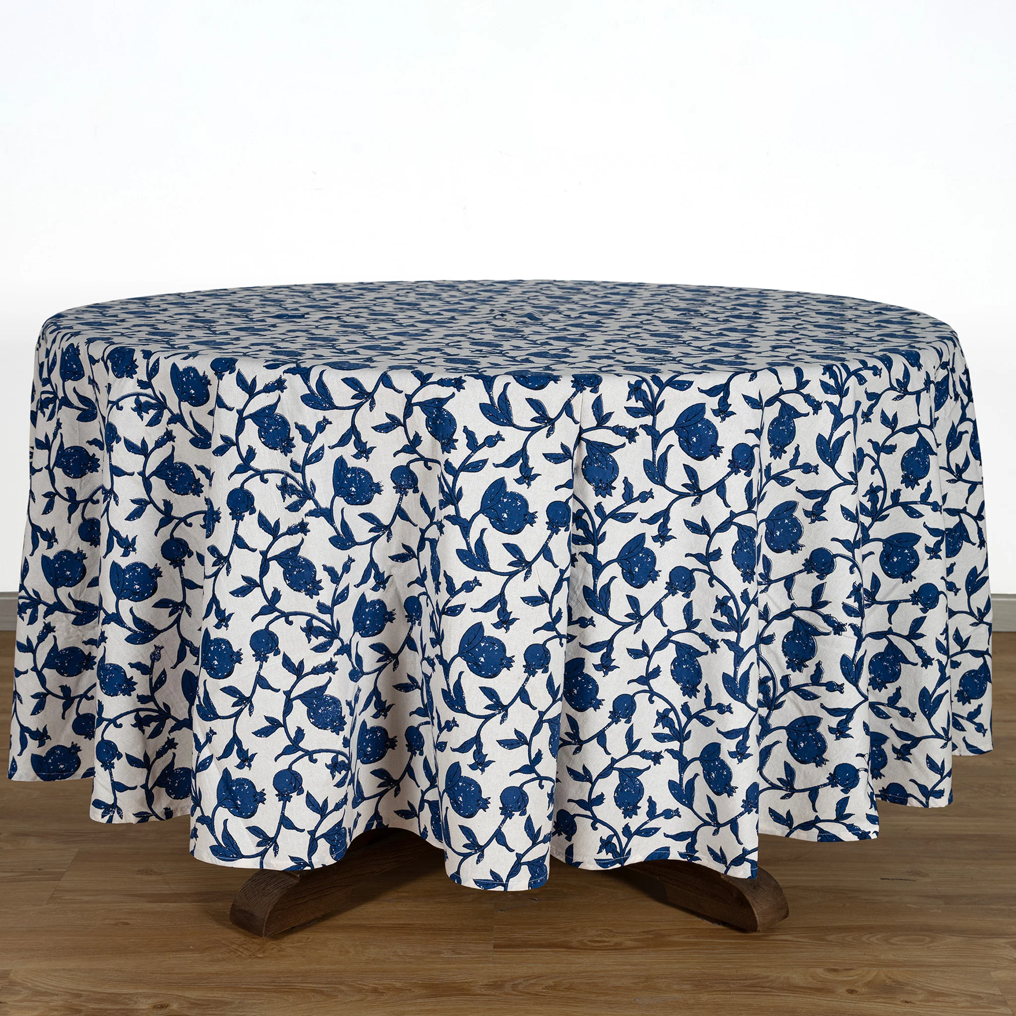 Beladore Tablecloth - Image 10