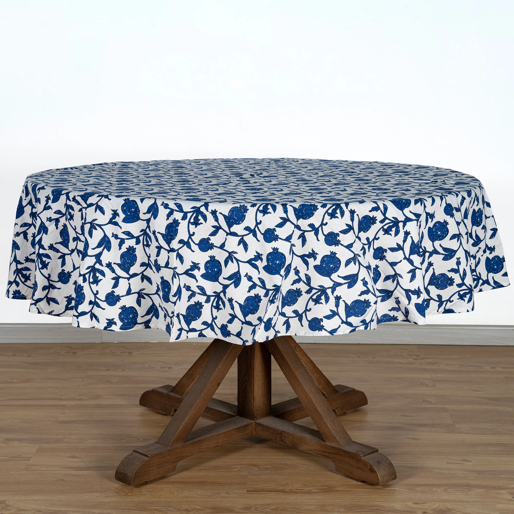 Beladore Tablecloth - Image 3