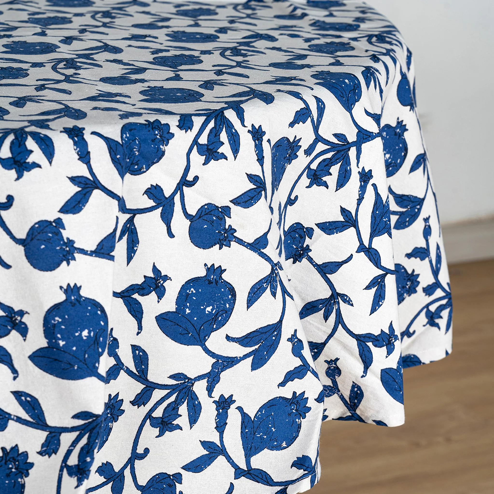Beladore Tablecloth - Image 4