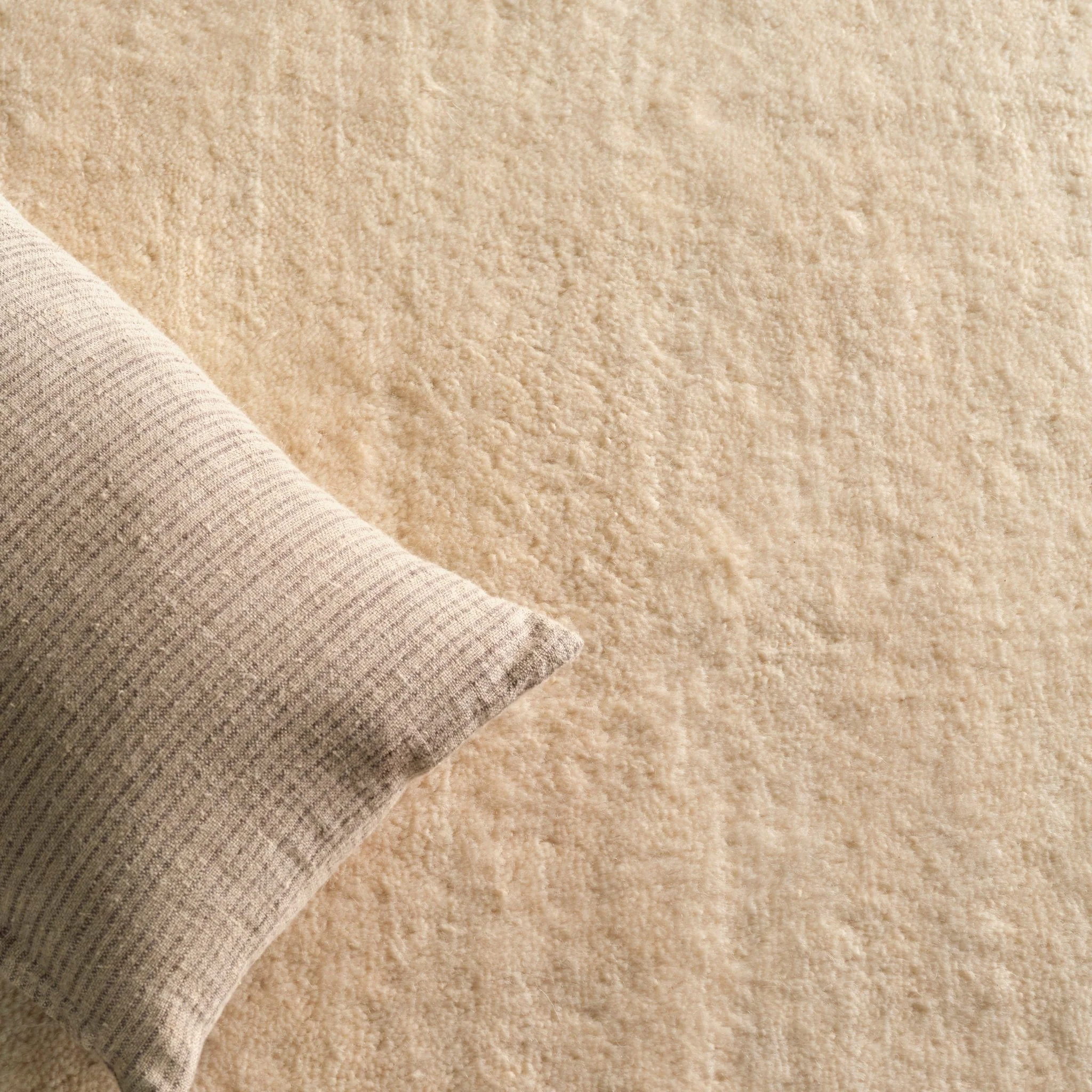 Bellary Handwoven Wool Rug - Image 24