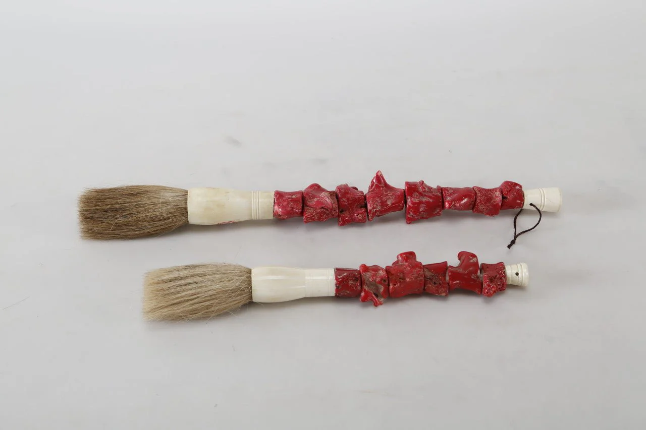 Corvara Coral Calligraphy Brush - Image 2