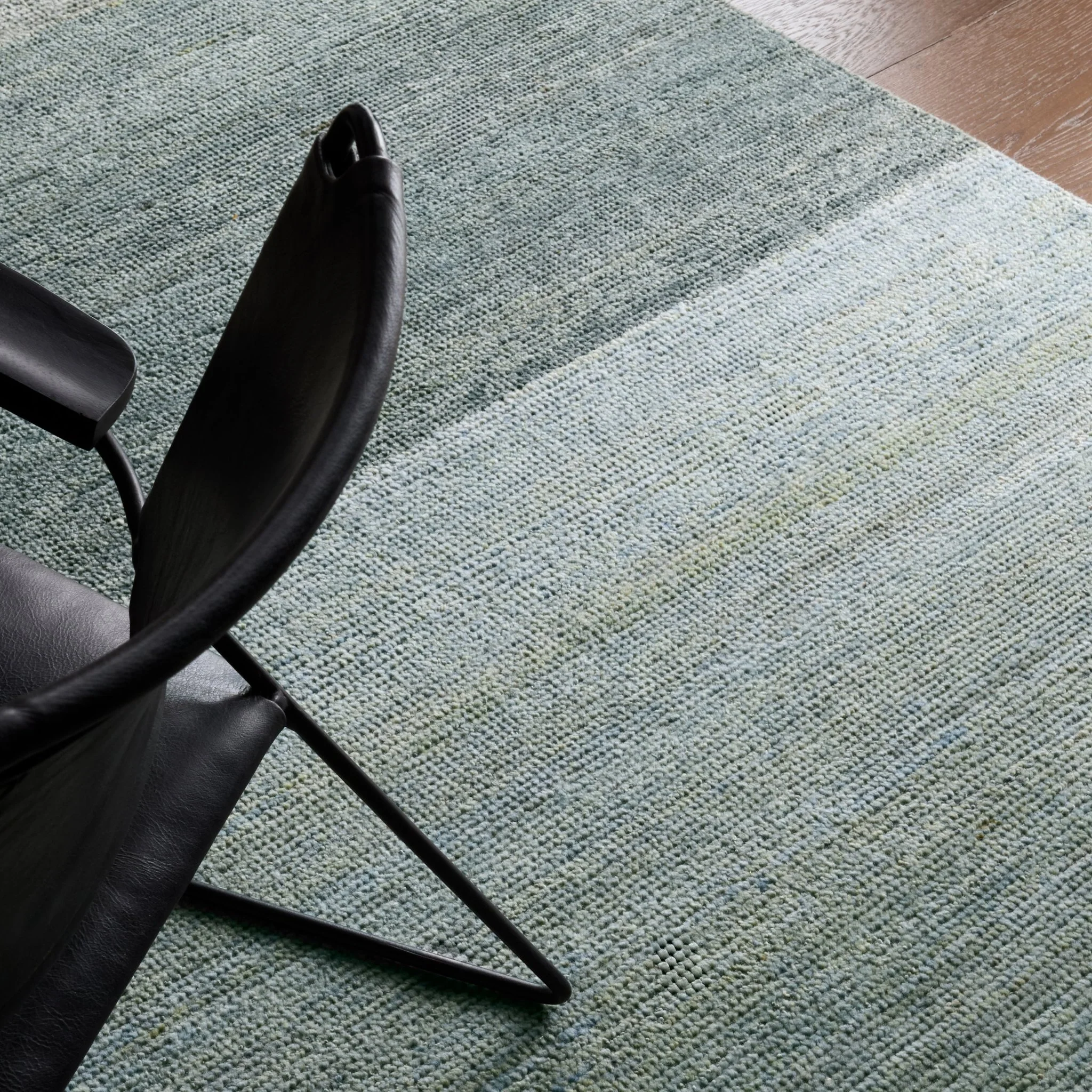 Lioren Handwoven Wool Rug - Image 4