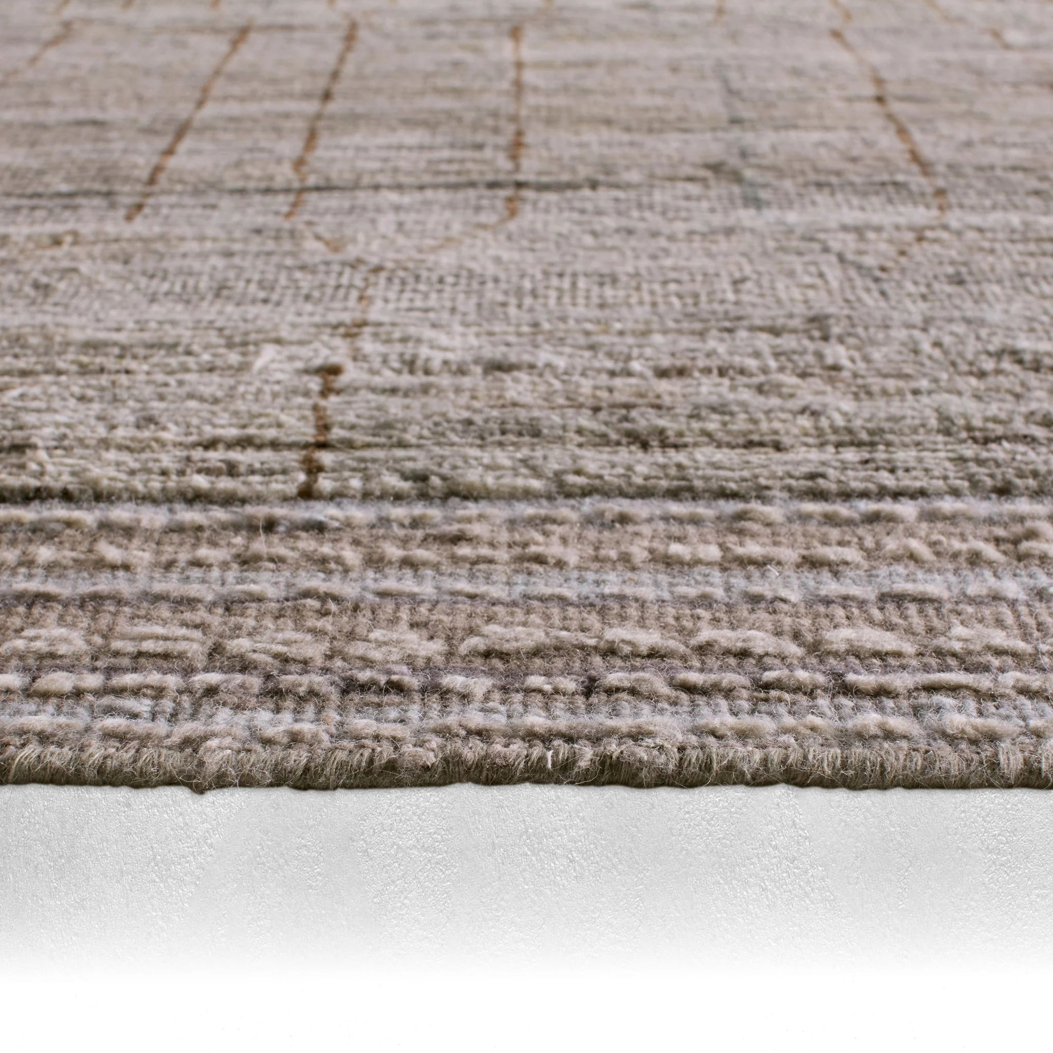 Lunero Wool Area Rug - Image 12