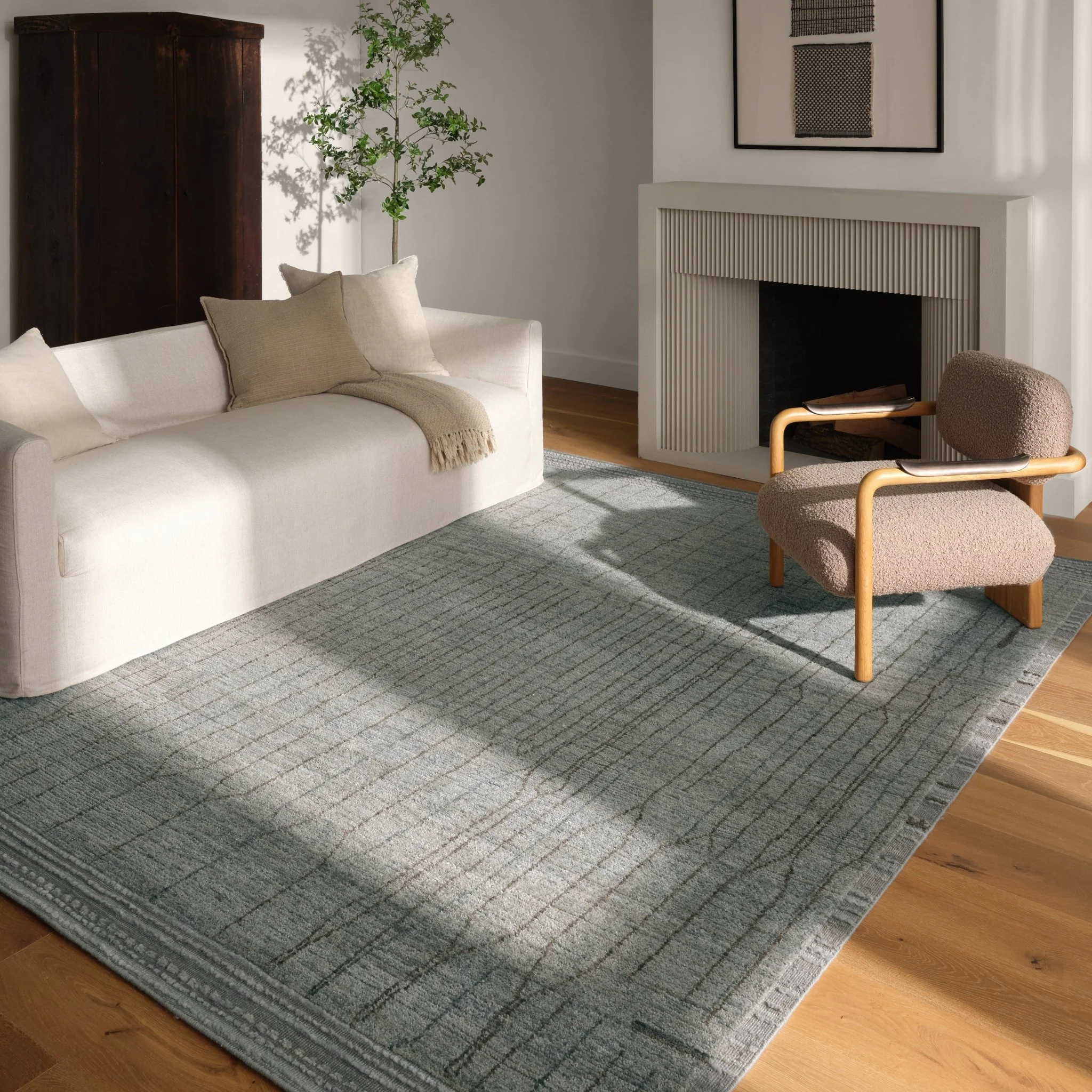 Lunero Wool Area Rug - Image 2
