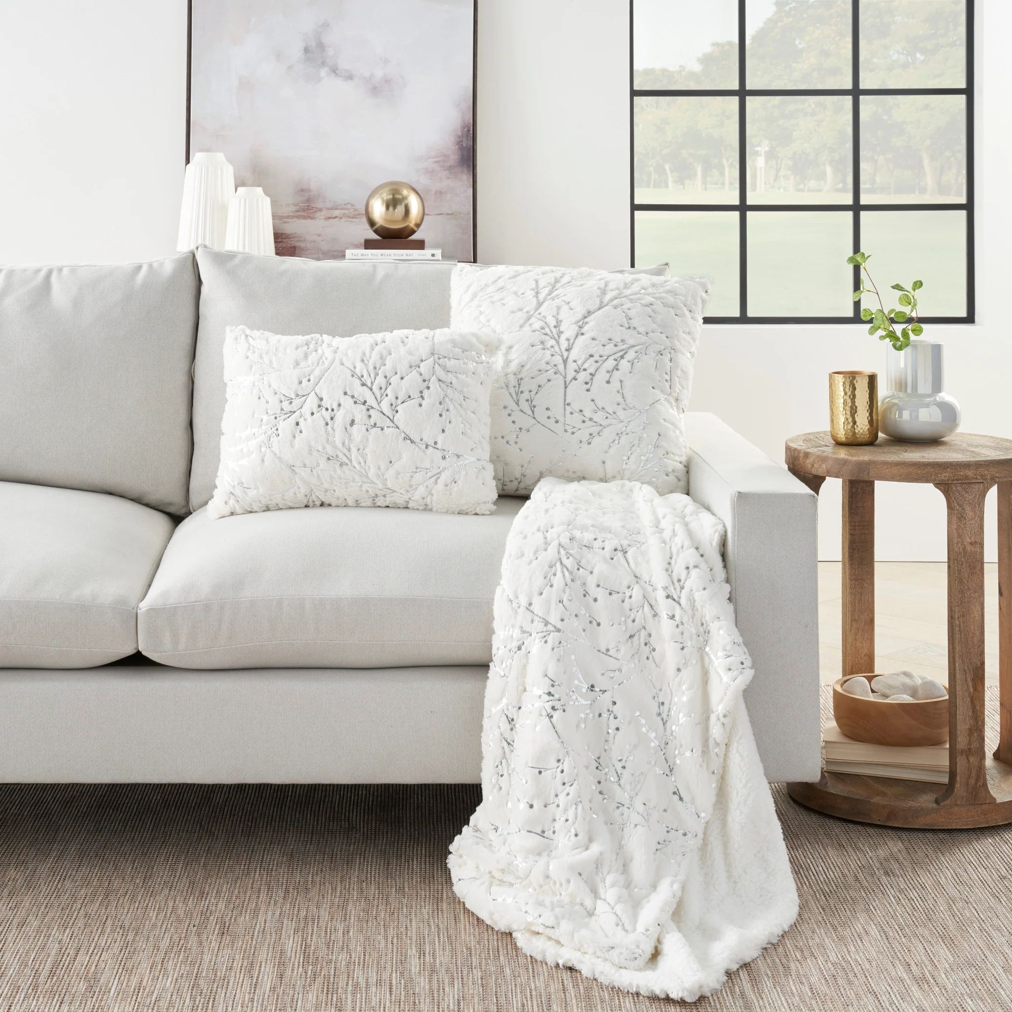 Miranda Metallic Faux Fur Throw - Image 4