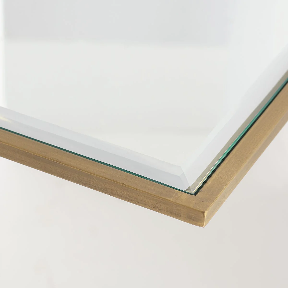 Modern Pull-Up Table - Image 3