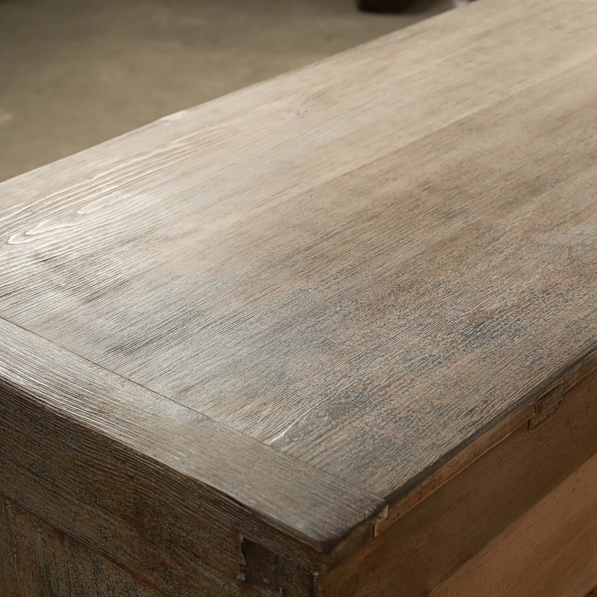 Naryn Elm Six Door Sideboard - Image 4