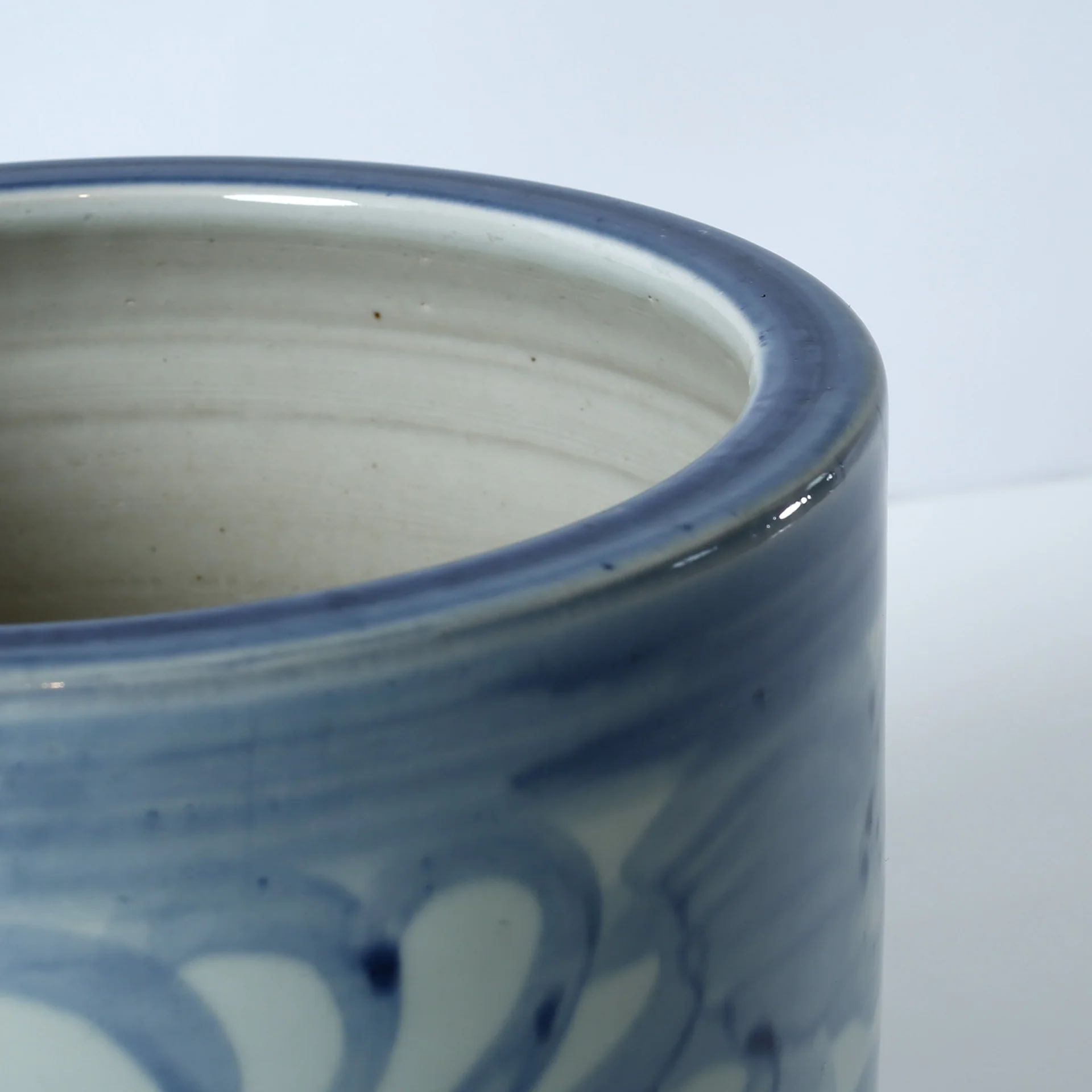 Neritha Hand Painted Planter - Image 3