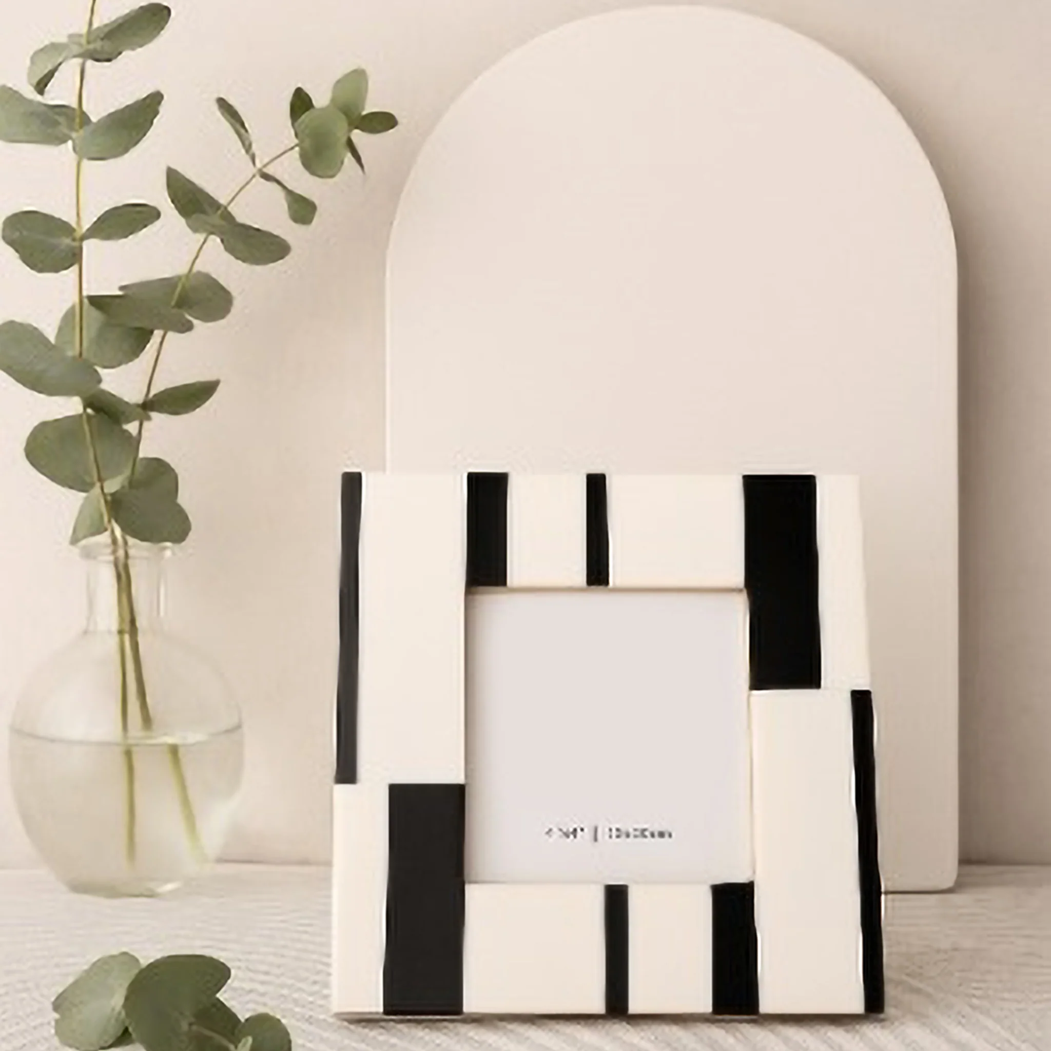 Nodeir Striped Frame - Image 9