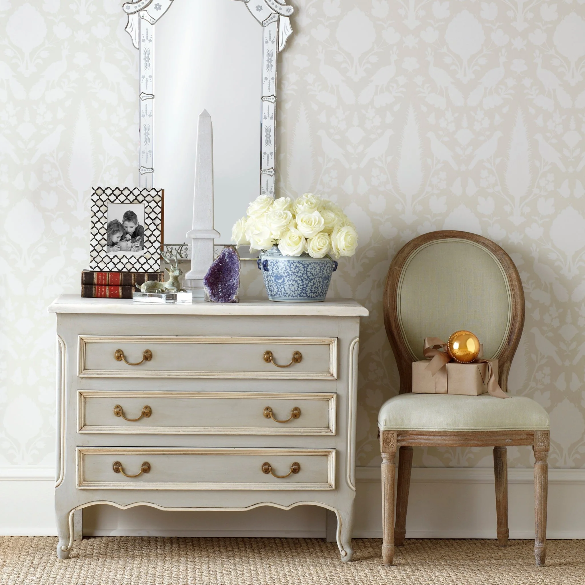Norwich Three-Drawer Chest - Image 4