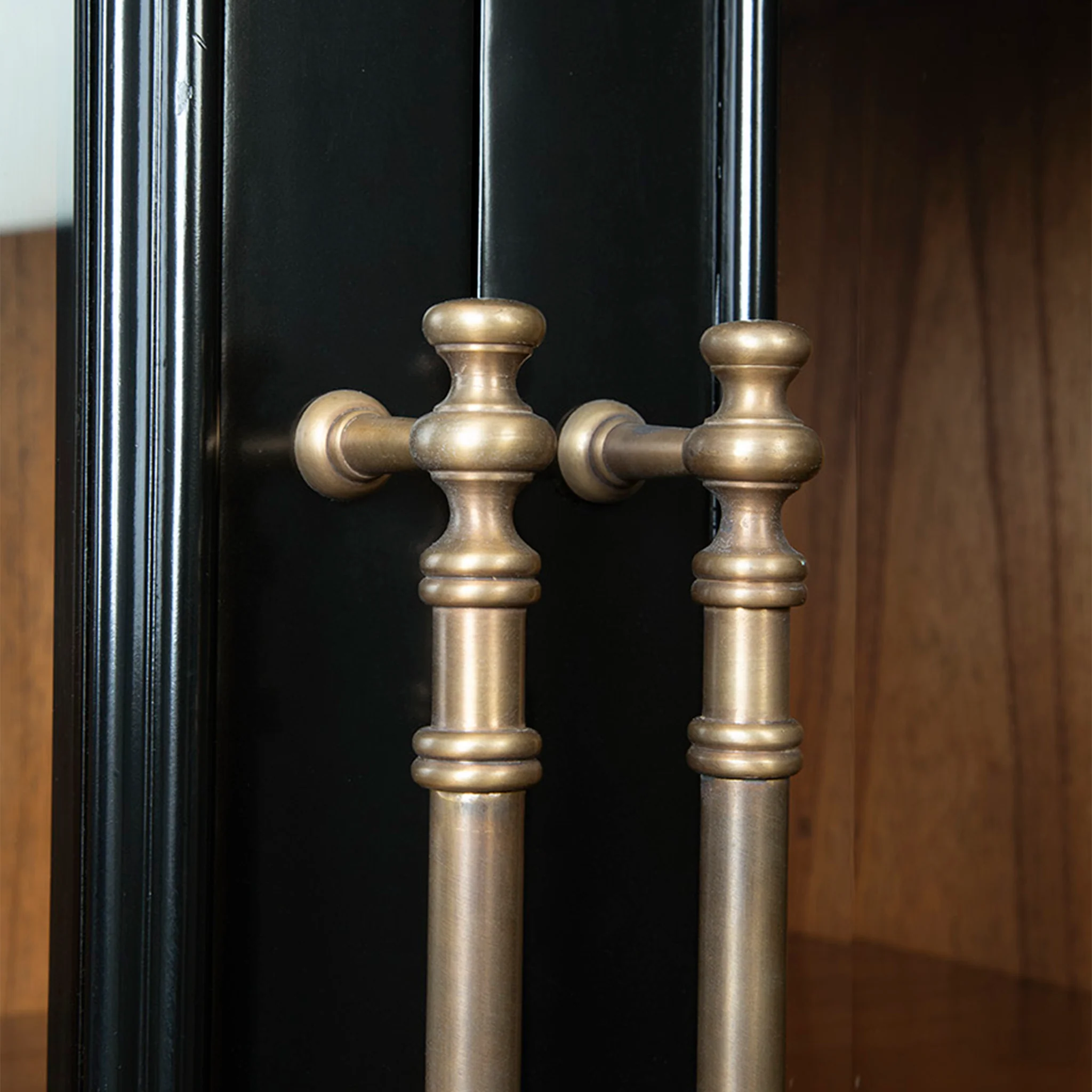 Rockfleet Glass Front Cabinet - Image 7