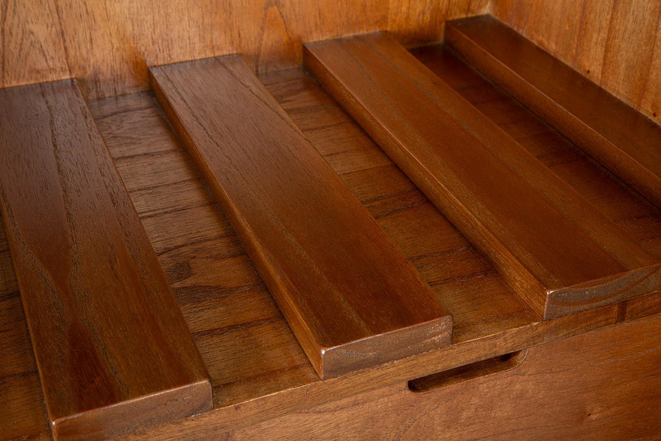 Rockfleet Glass Front Cabinet - Image 8