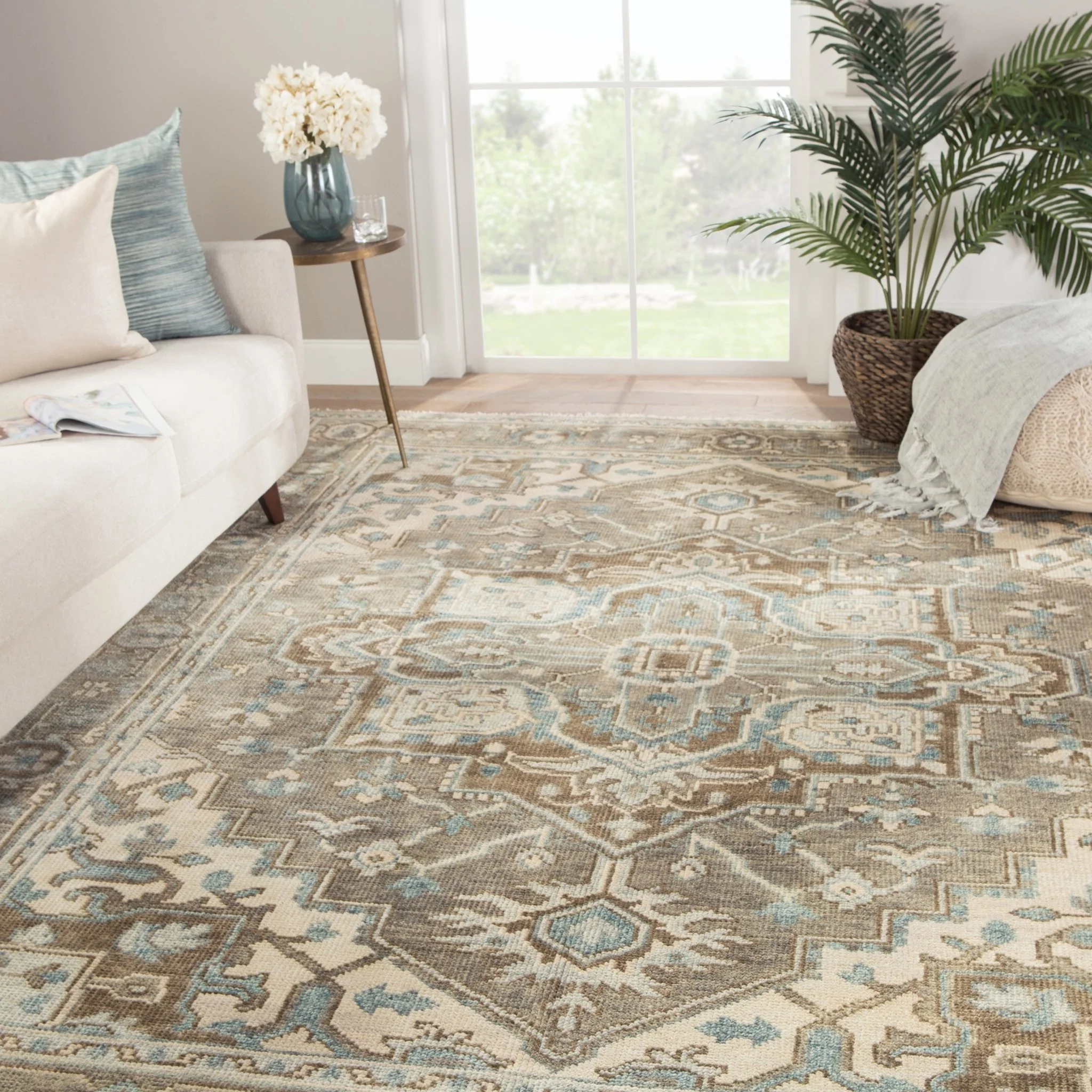 Sanaa Medallion Wool Rug - Image 2