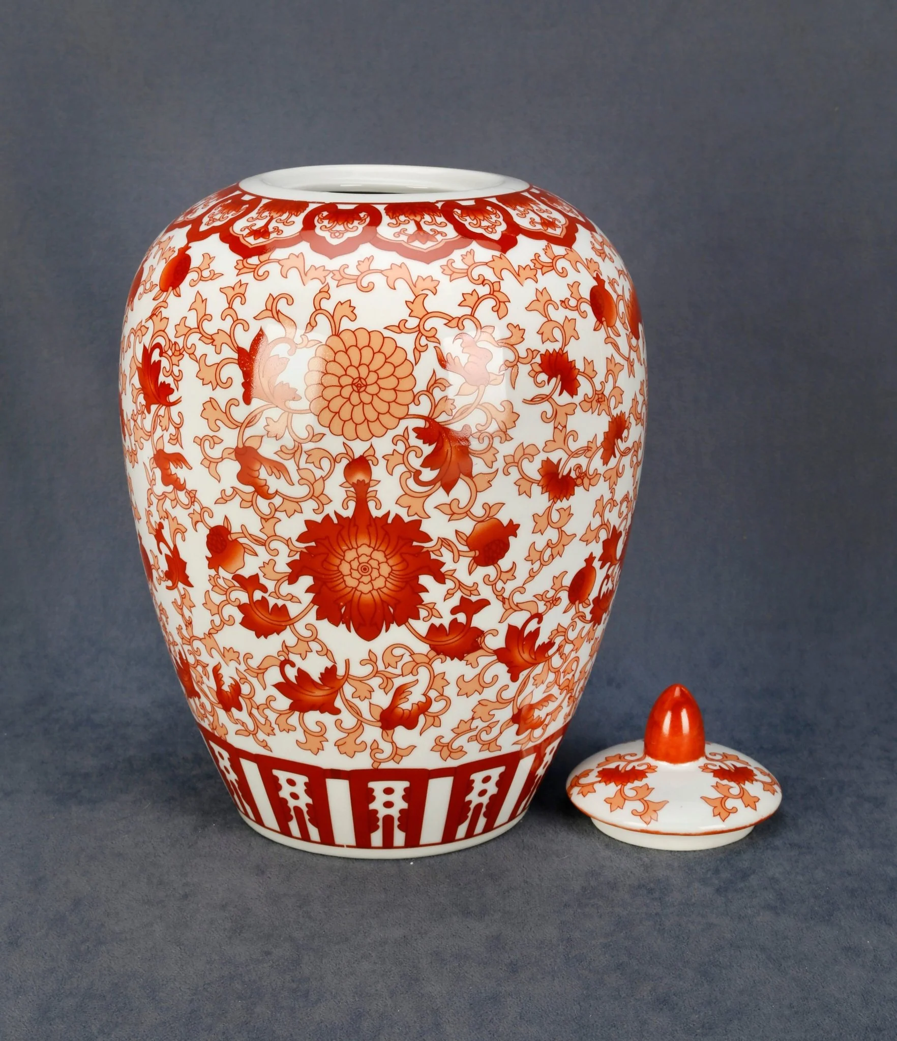 Shamakhi Porcelain Ginger Jar - Image 4