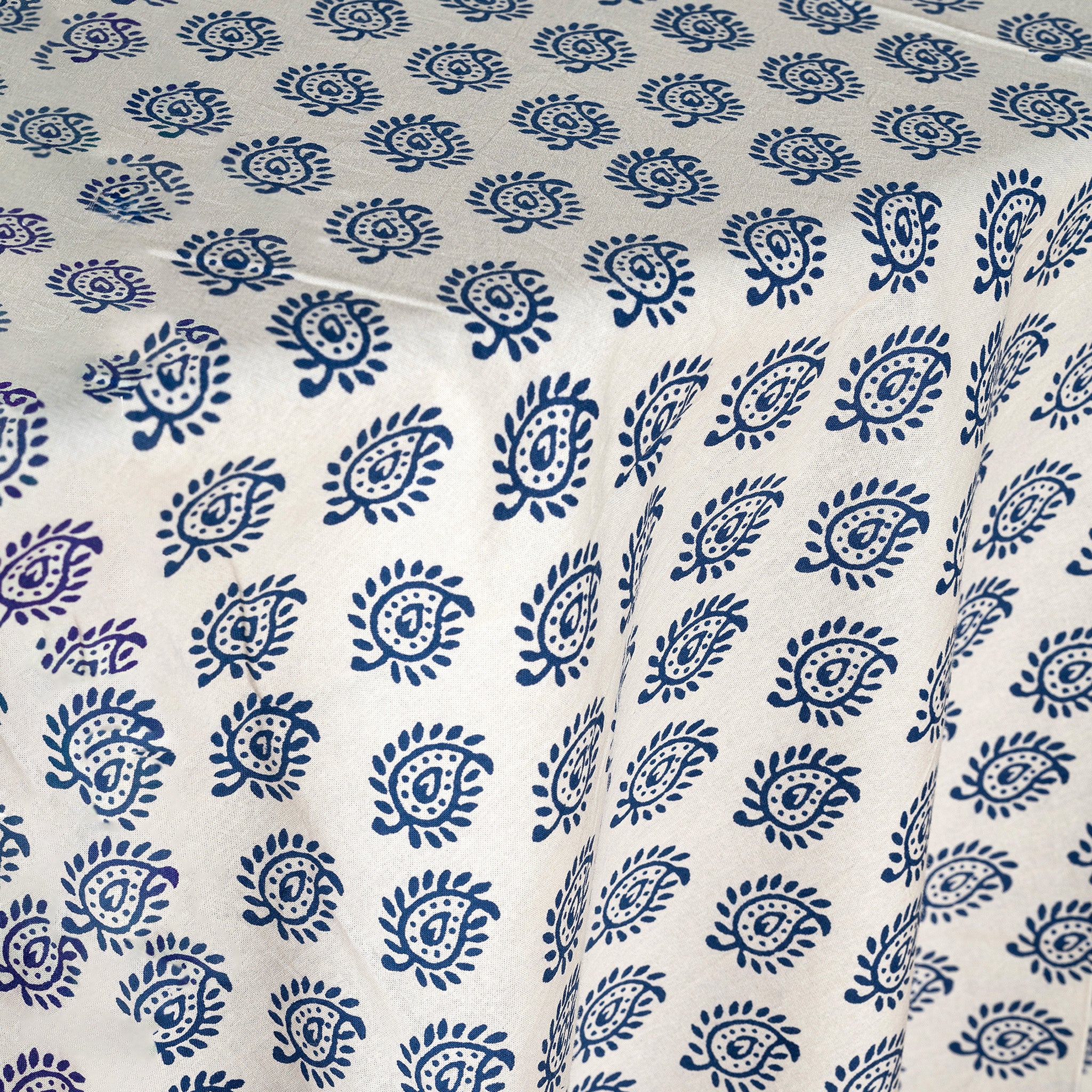 Puri Tablecloth - Image 12