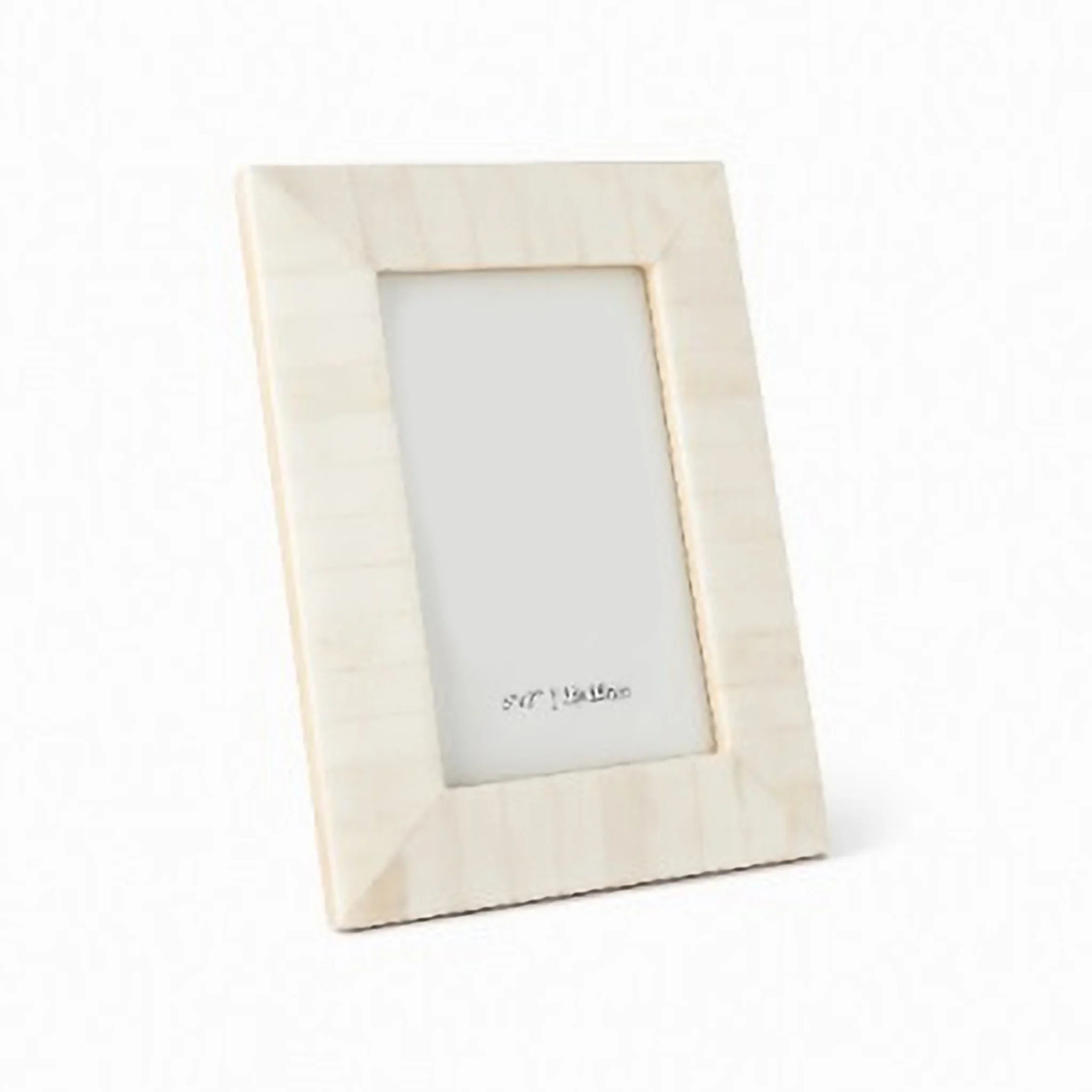 Valira Bone Facet Frame - Image 4