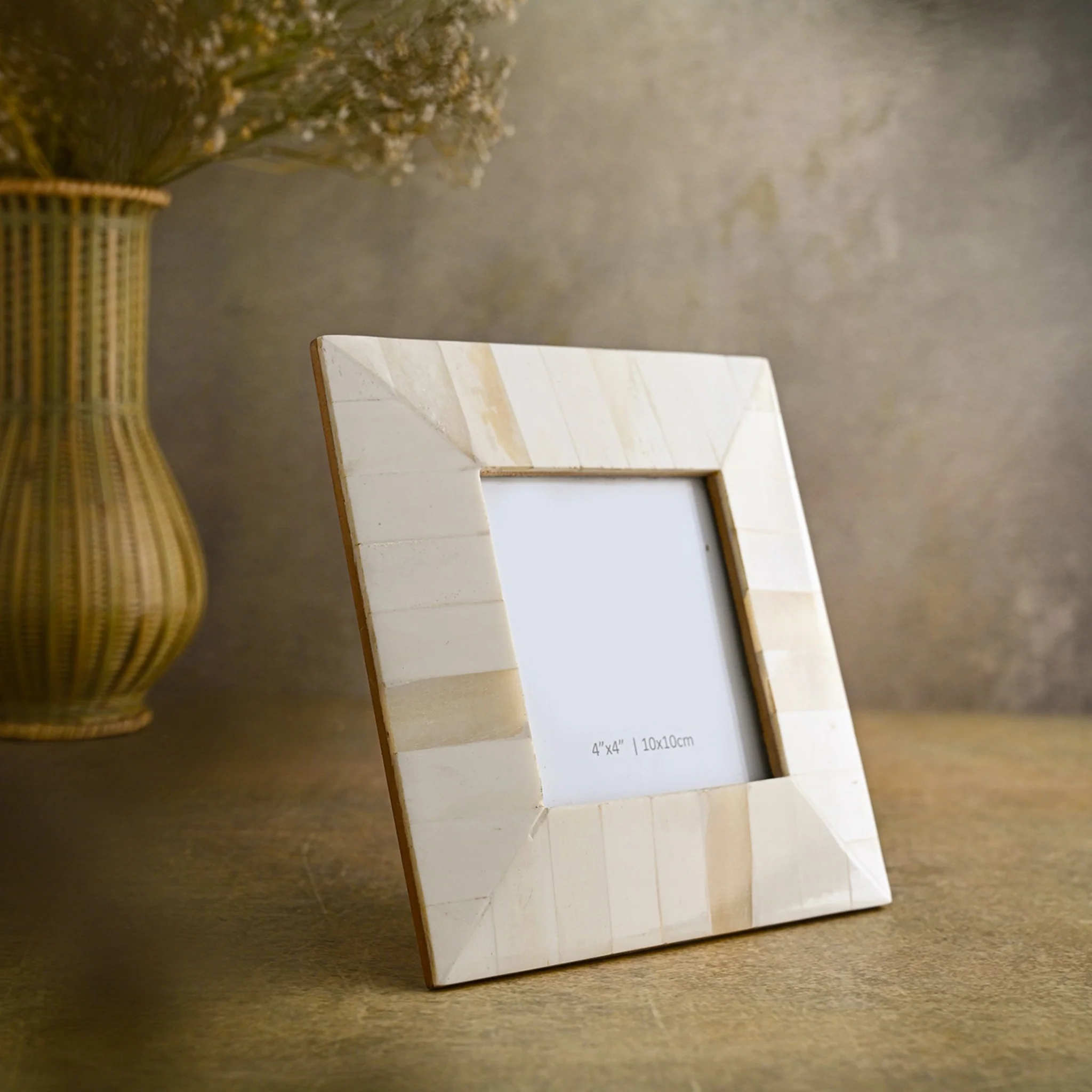 Valira Bone Facet Frame - Image 8