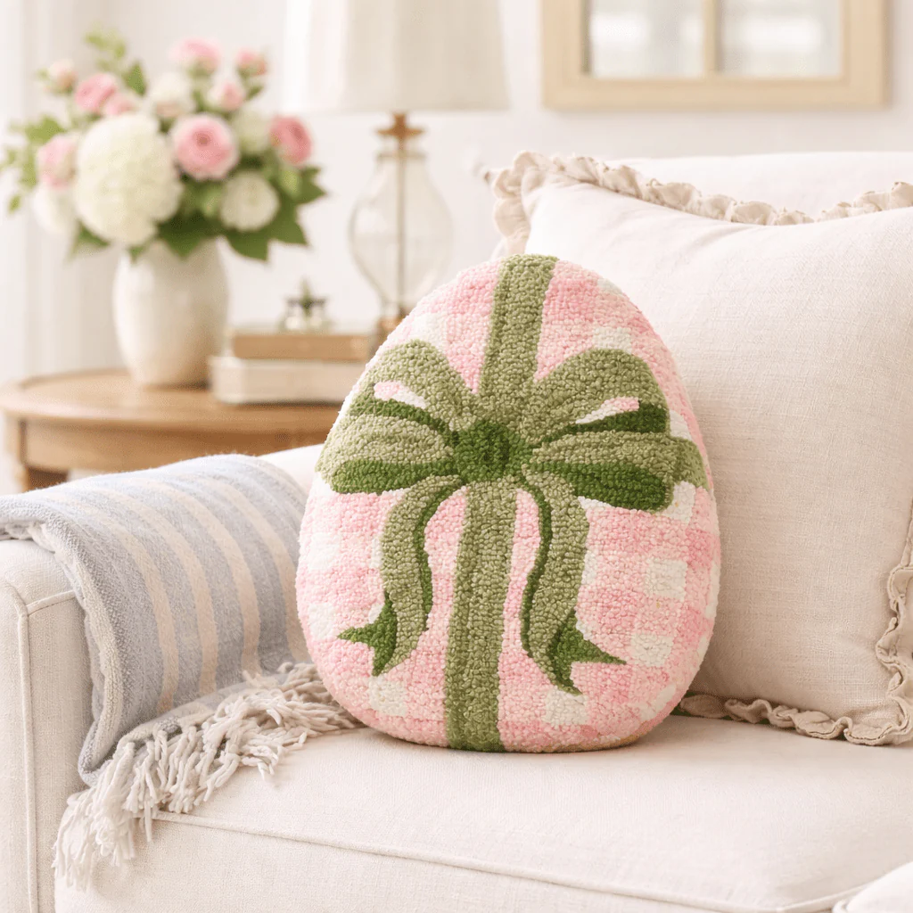 Winthrope Gift Hooked Pillow