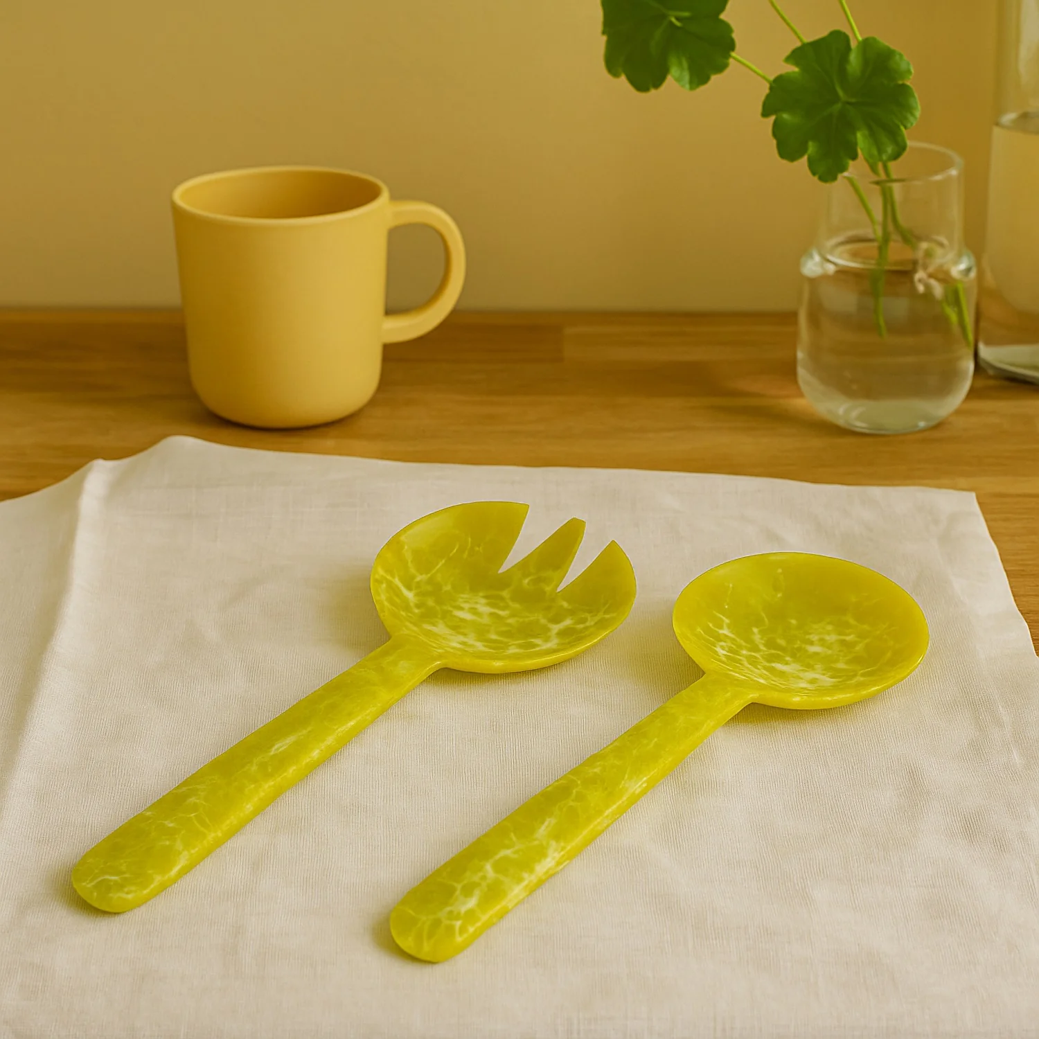 Ysolde Resin Server Set - Image 15