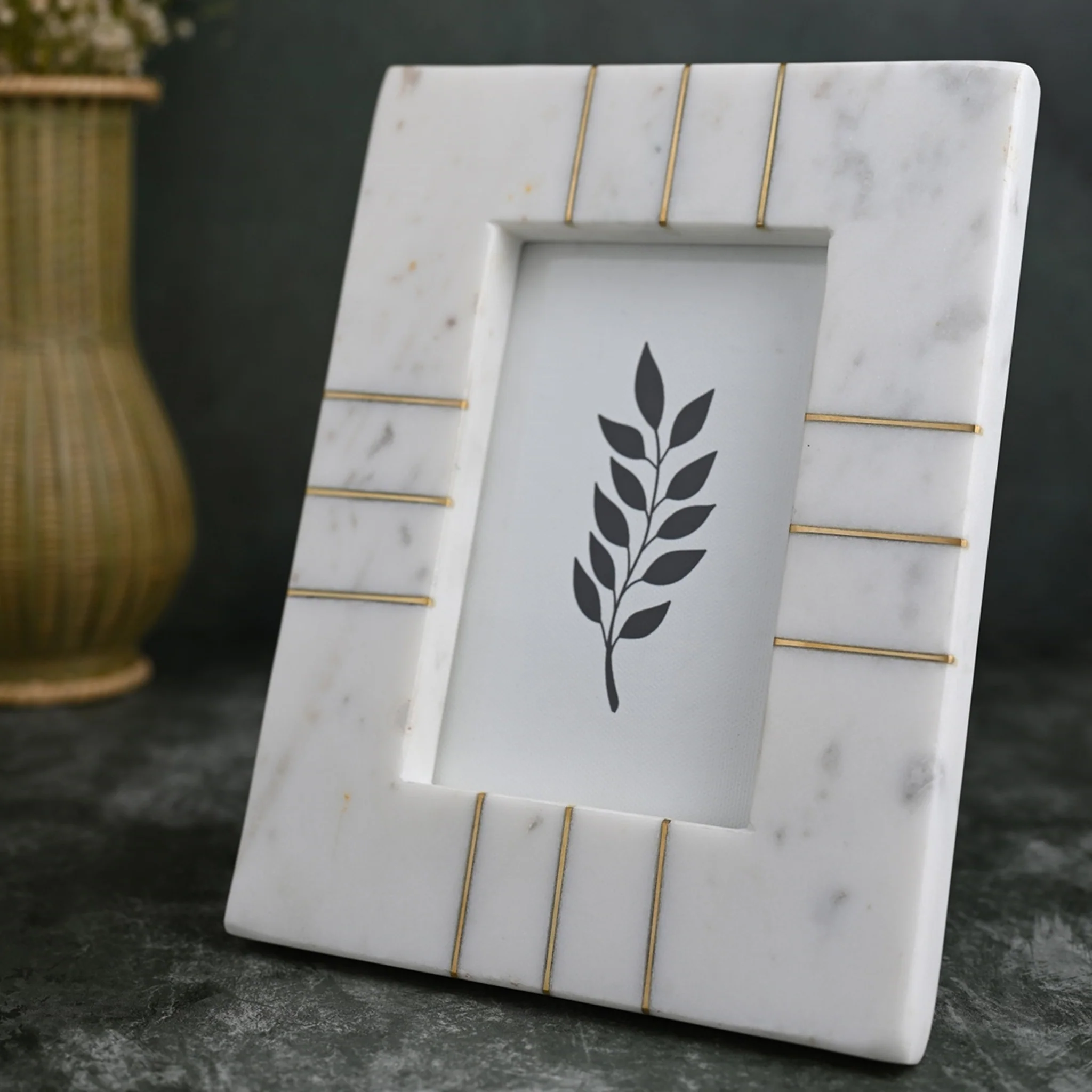 Zephyr Marble Frame - Image 5
