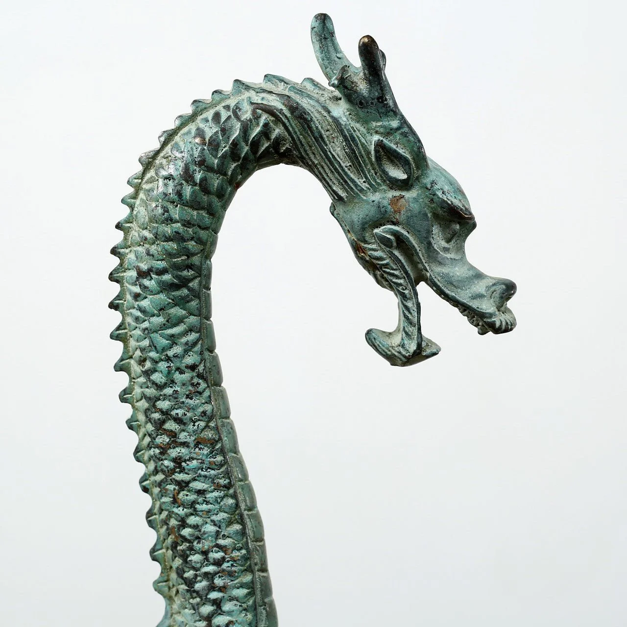 Zhenlo Bronze Dragon Sculpture - Image 3